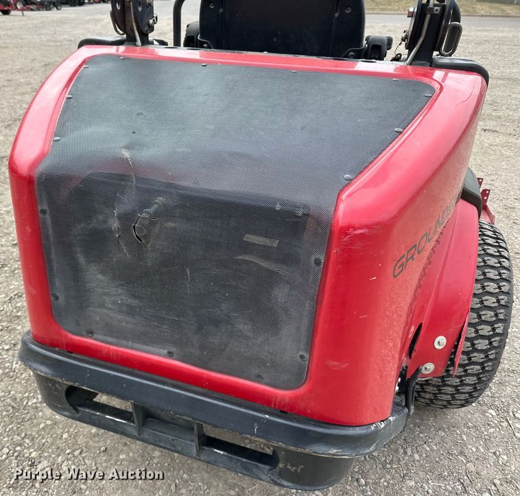 image for item LO9520 Toro  Groundsmaster 7200 ZTR lawn mower