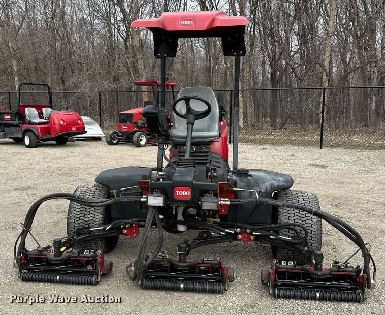 image for item LO9521 Toro Reelmaster 5410 reel mower