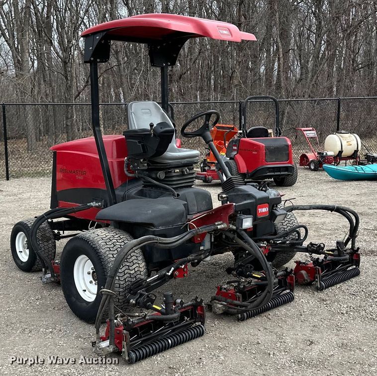 image for item LO9521 Toro Reelmaster 5410 reel mower