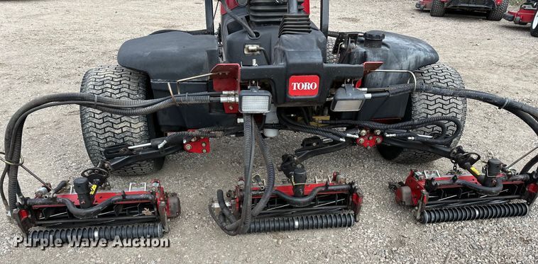 image for item LO9521 Toro Reelmaster 5410 reel mower