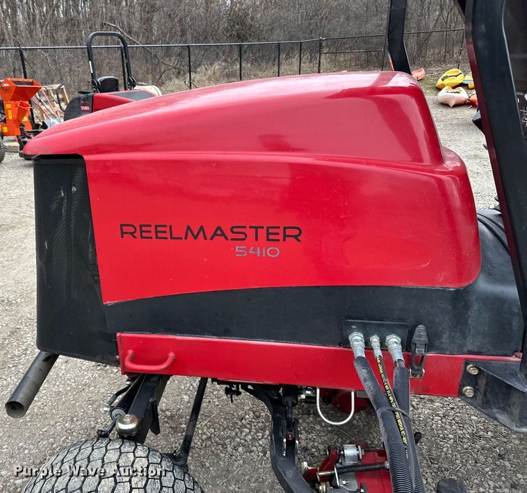 image for item LO9521 Toro Reelmaster 5410 reel mower