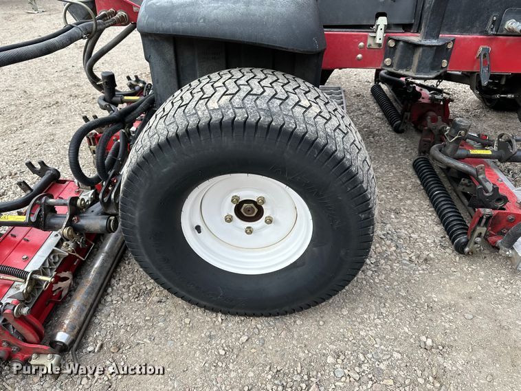 image for item LO9521 Toro Reelmaster 5410 reel mower