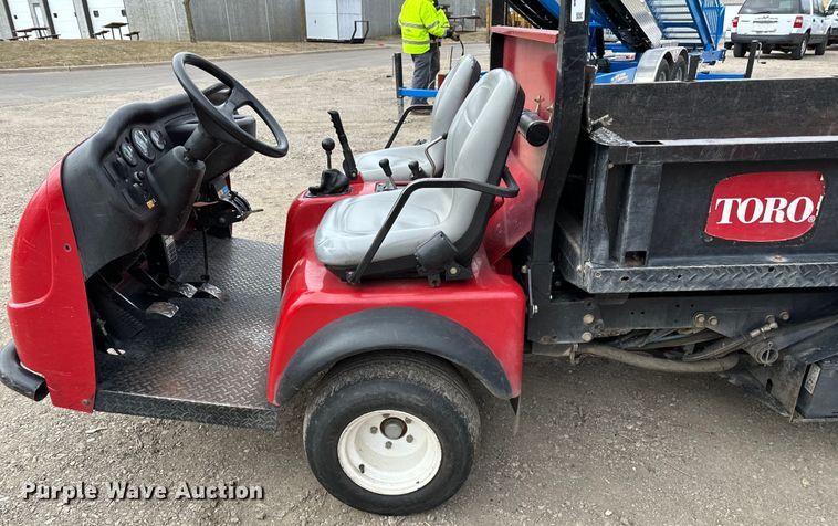 image for item LO9522 2009 Toro Workman 3200 utility vehicle