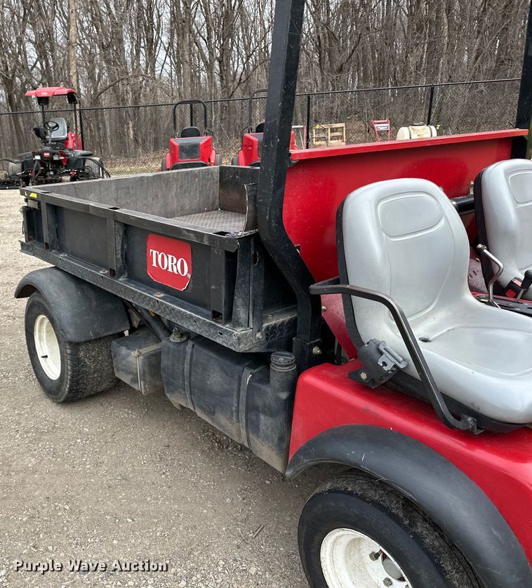 image for item LO9522 2009 Toro Workman 3200 utility vehicle