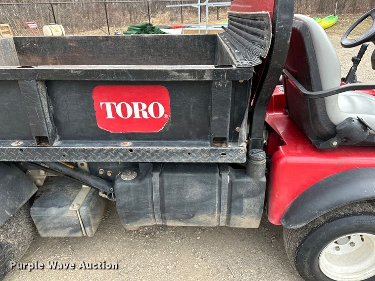 image for item LO9522 2009 Toro Workman 3200 utility vehicle