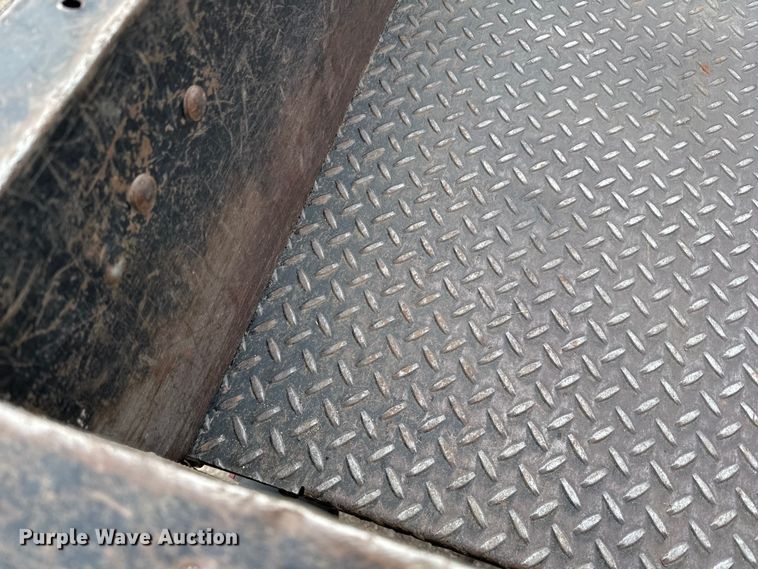 image for item LO9522 2009 Toro Workman 3200 utility vehicle