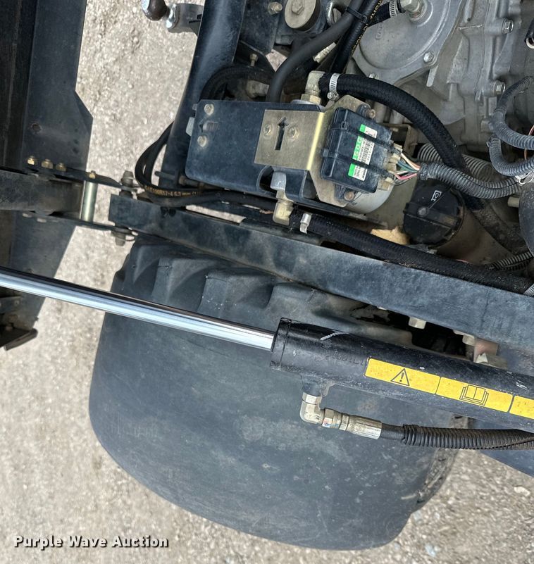 image for item LO9522 2009 Toro Workman 3200 utility vehicle