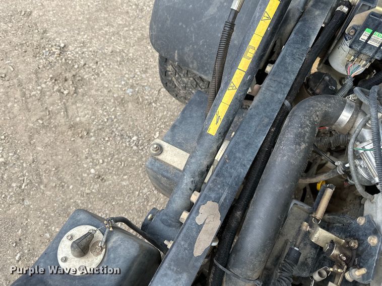 image for item LO9522 2009 Toro Workman 3200 utility vehicle