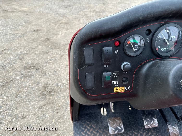 image for item LO9522 2009 Toro Workman 3200 utility vehicle