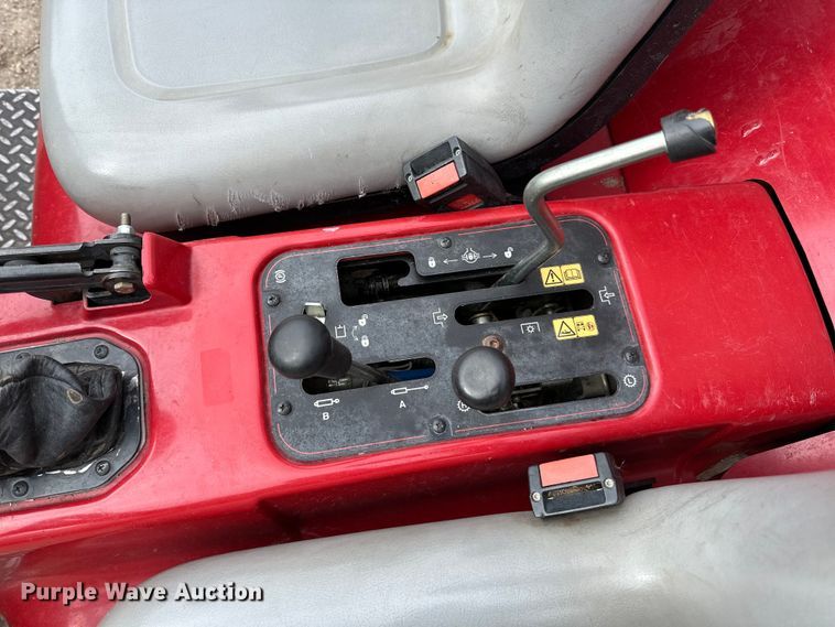 image for item LO9522 2009 Toro Workman 3200 utility vehicle