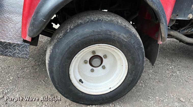 image for item LO9522 2009 Toro Workman 3200 utility vehicle