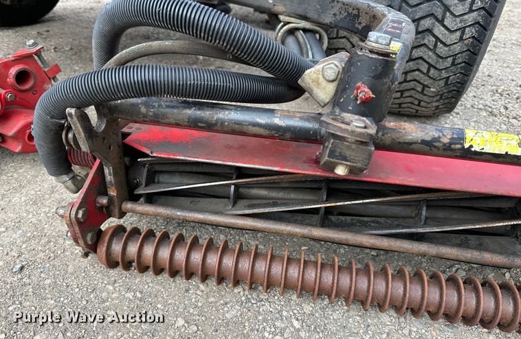 image for item LO9523 Toro ReelMaster 5200D reel mower
