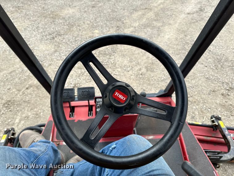 image for item LO9523 Toro ReelMaster 5200D reel mower