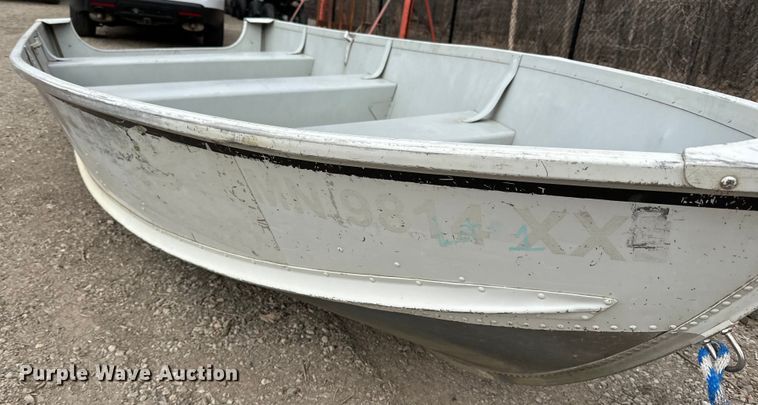 image for item LO9524 Alumacraft  V14 boat