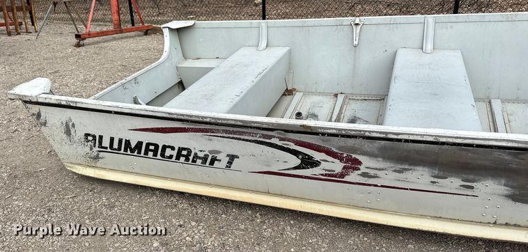 image for item LO9524 Alumacraft  V14 boat
