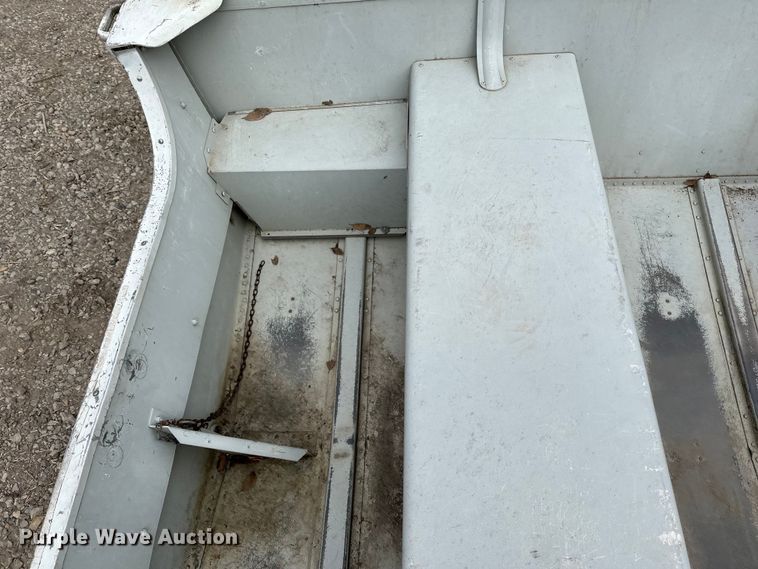 image for item LO9524 Alumacraft  V14 boat