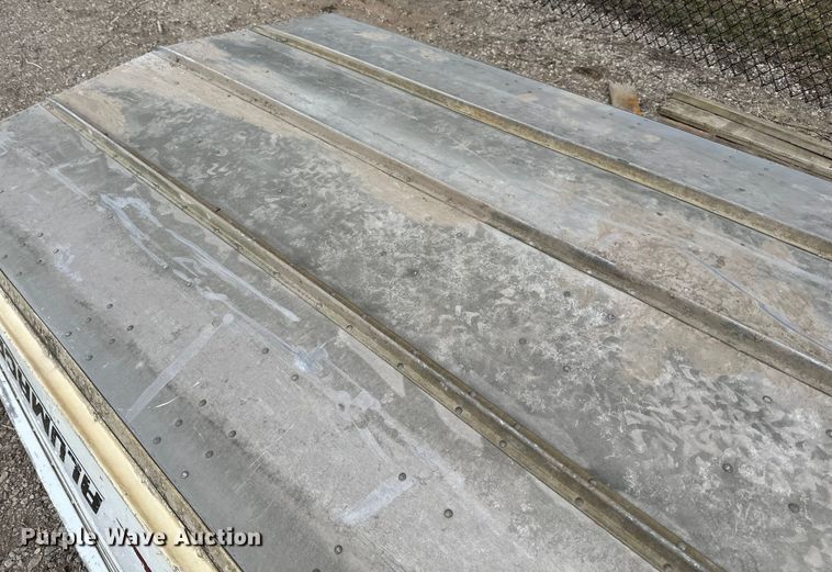 image for item LO9524 Alumacraft  V14 boat