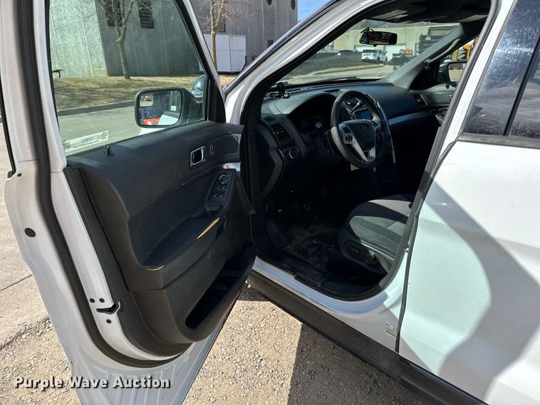 image for item LO9525 2013 Ford  Explorer Police Interceptor  SUV