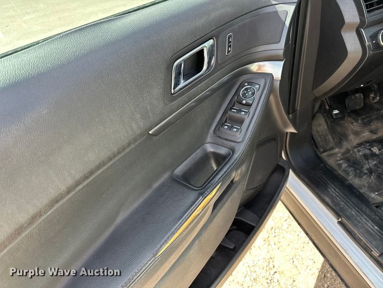 image for item LO9525 2013 Ford  Explorer Police Interceptor  SUV