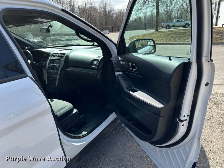 image for item LO9525 2013 Ford  Explorer Police Interceptor  SUV