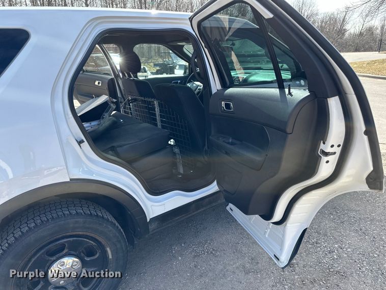 image for item LO9525 2013 Ford  Explorer Police Interceptor  SUV