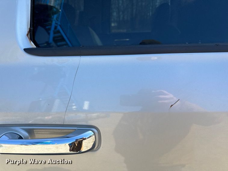 image for item LO9527 2010 Dodge Ram 1500 Crew Cab pickup truck