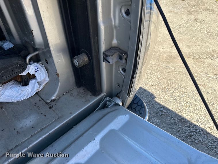 image for item LO9527 2010 Dodge Ram 1500 Crew Cab pickup truck