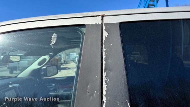 image for item LO9527 2010 Dodge Ram 1500 Crew Cab pickup truck