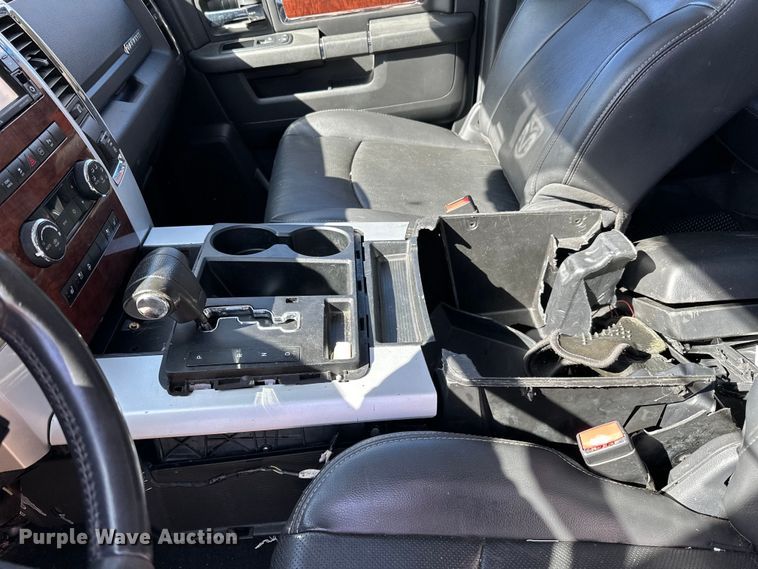 image for item LO9527 2010 Dodge Ram 1500 Crew Cab pickup truck