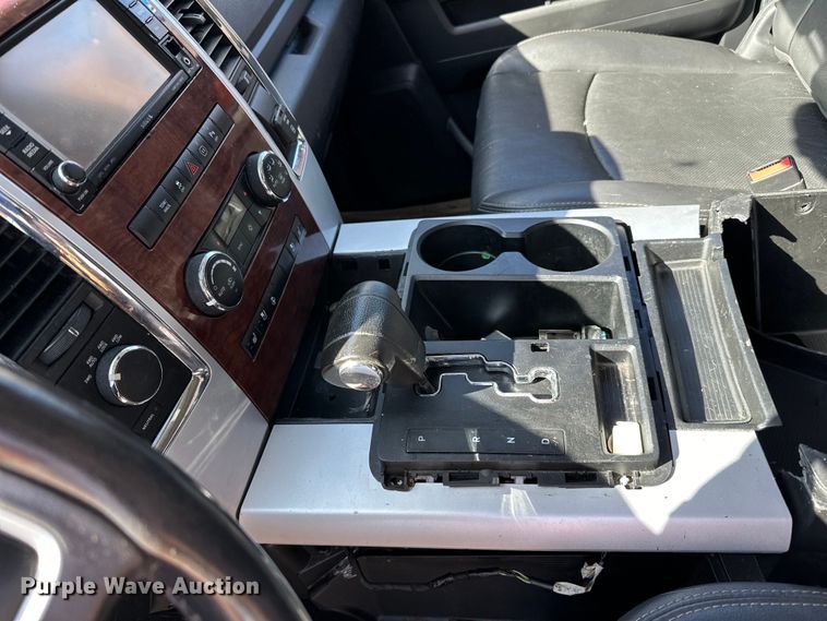 image for item LO9527 2010 Dodge Ram 1500 Crew Cab pickup truck