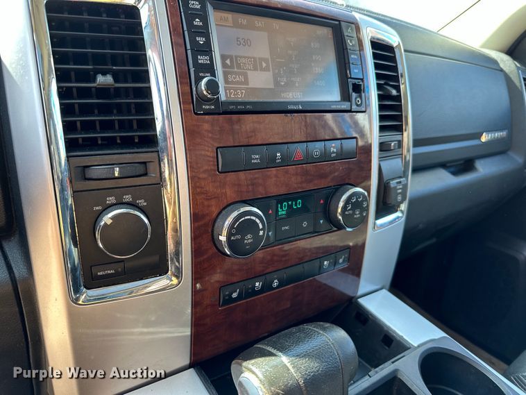 image for item LO9527 2010 Dodge Ram 1500 Crew Cab pickup truck