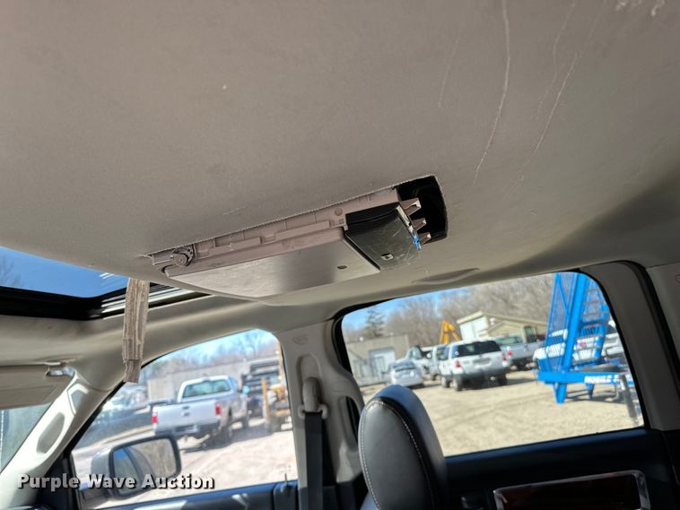 image for item LO9527 2010 Dodge Ram 1500 Crew Cab pickup truck