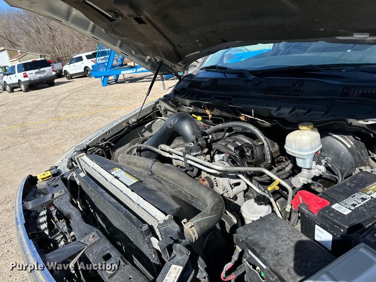 image for item LO9527 2010 Dodge Ram 1500 Crew Cab pickup truck