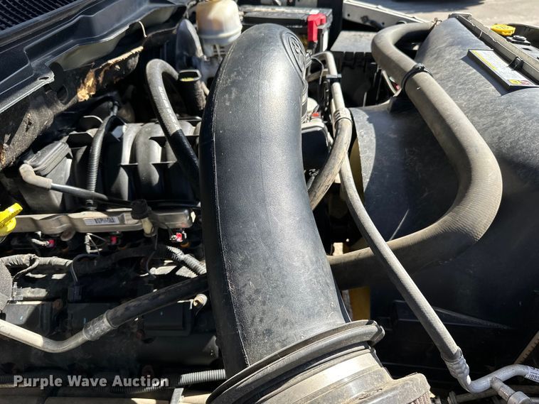 image for item LO9527 2010 Dodge Ram 1500 Crew Cab pickup truck