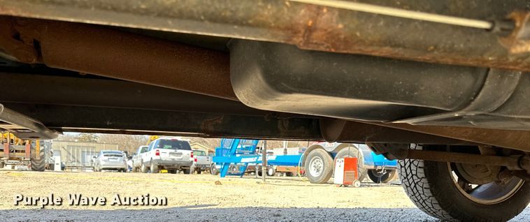 image for item LO9527 2010 Dodge Ram 1500 Crew Cab pickup truck