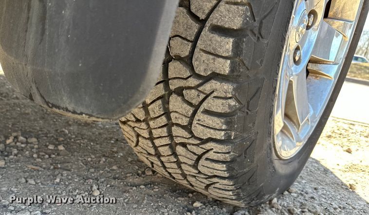 image for item LO9527 2010 Dodge Ram 1500 Crew Cab pickup truck