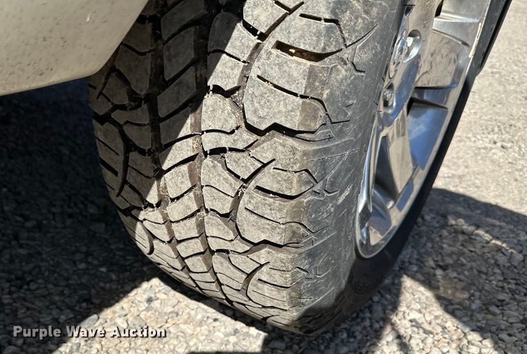 image for item LO9527 2010 Dodge Ram 1500 Crew Cab pickup truck