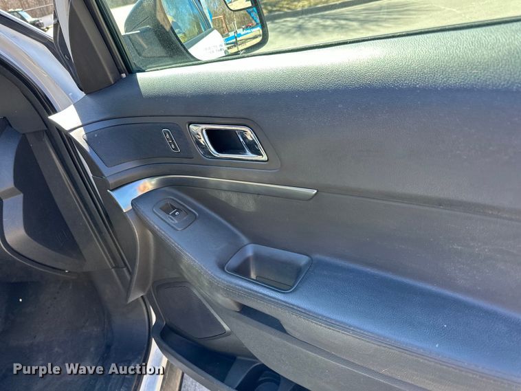 image for item LO9528 2013 Ford Explorer Police Interceptor  SUV