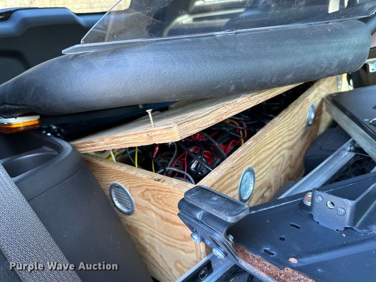 image for item LO9528 2013 Ford Explorer Police Interceptor  SUV