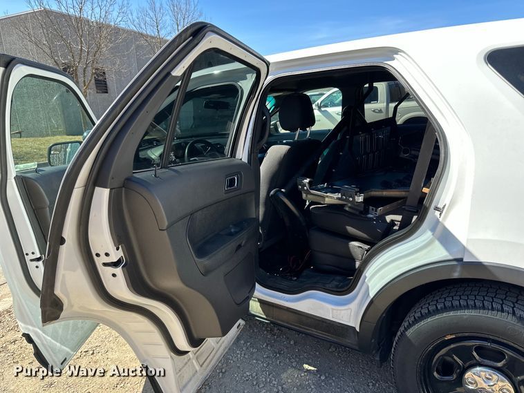 image for item LO9528 2013 Ford Explorer Police Interceptor  SUV