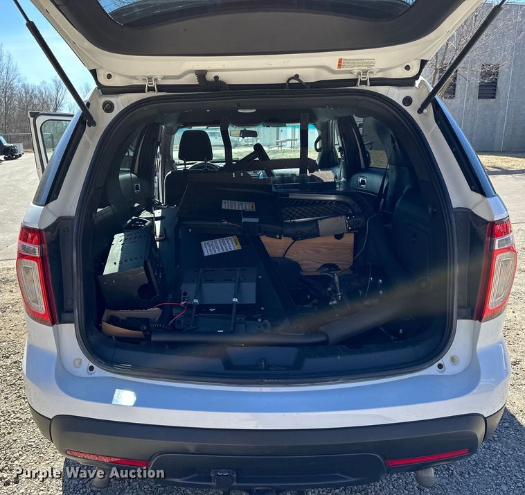 image for item LO9528 2013 Ford Explorer Police Interceptor  SUV