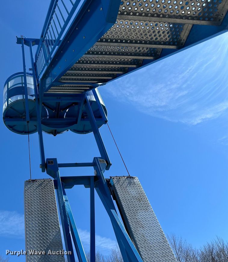 image for item LO9530 2018 Spectrum Sports International zipline