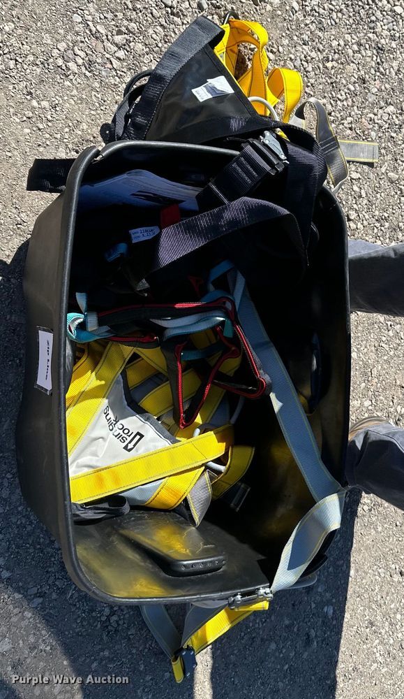 image for item LO9530 2018 Spectrum Sports International zipline