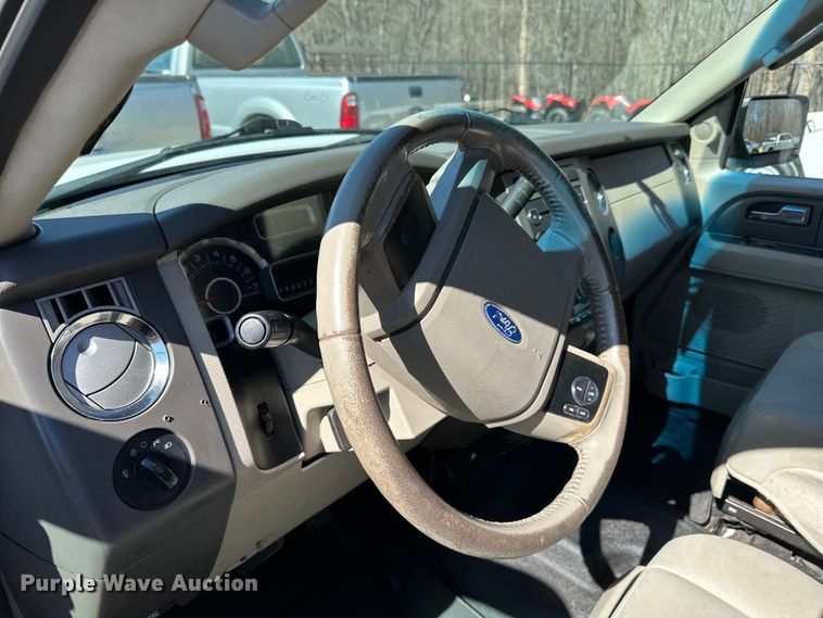 image for item LO9531 2011 Ford Expedition  SUV