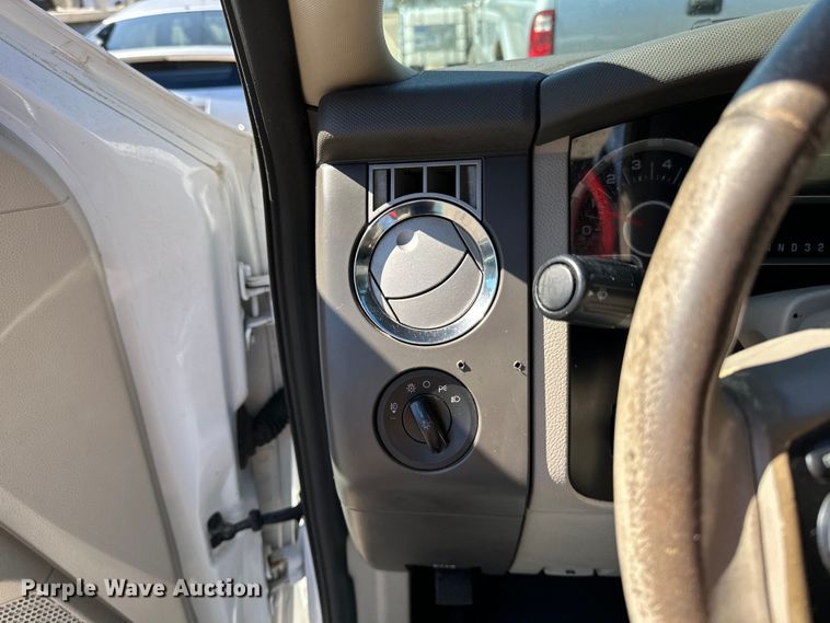 image for item LO9531 2011 Ford Expedition  SUV