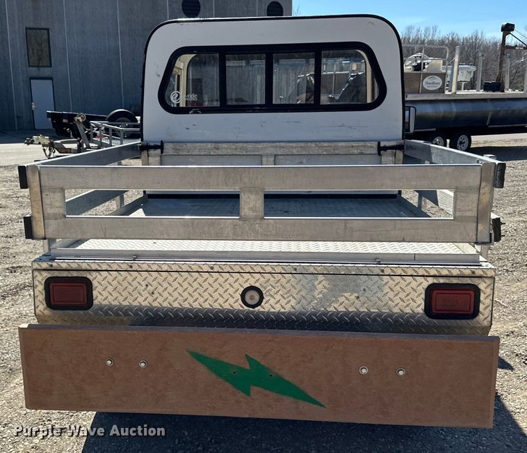 image for item LO9534 2009 E-Ride Industries  utility vehicle