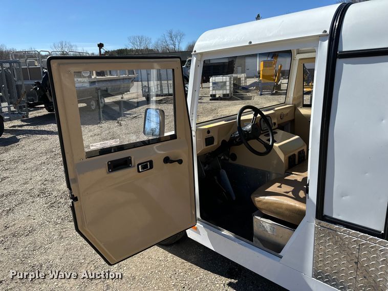 image for item LO9534 2009 E-Ride Industries  utility vehicle