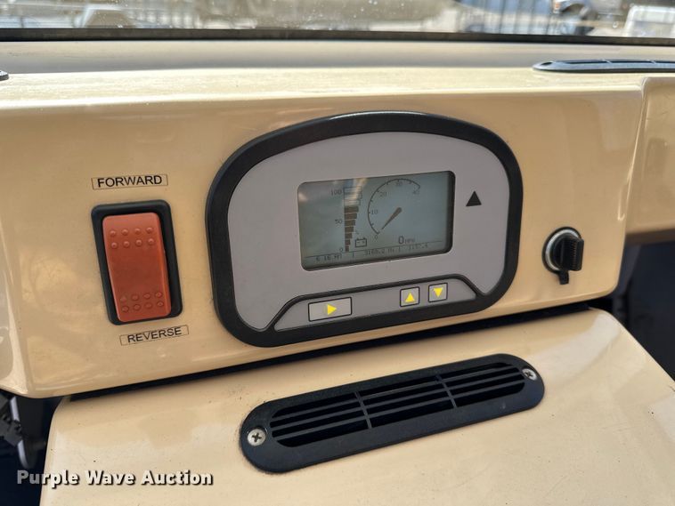 image for item LO9534 2009 E-Ride Industries  utility vehicle