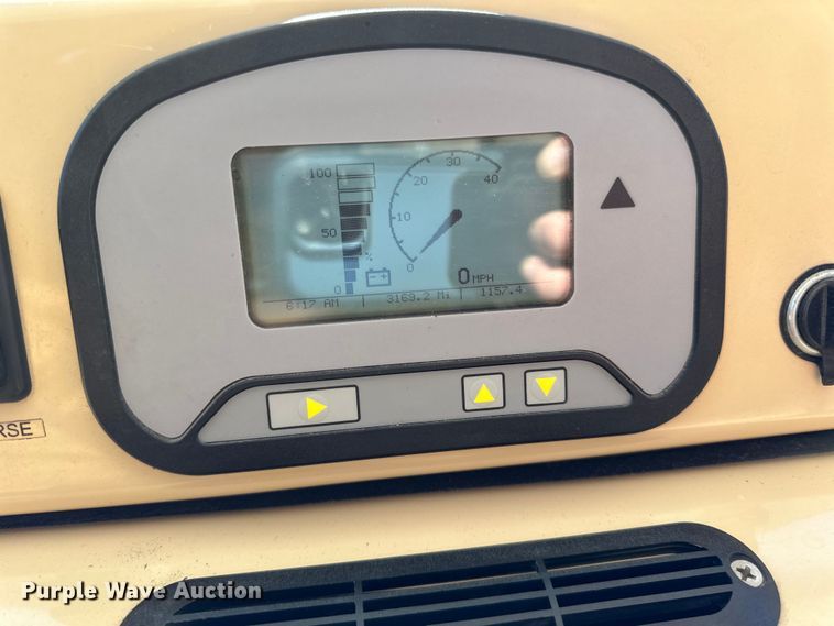 image for item LO9534 2009 E-Ride Industries  utility vehicle