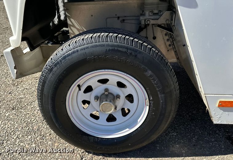 image for item LO9534 2009 E-Ride Industries  utility vehicle